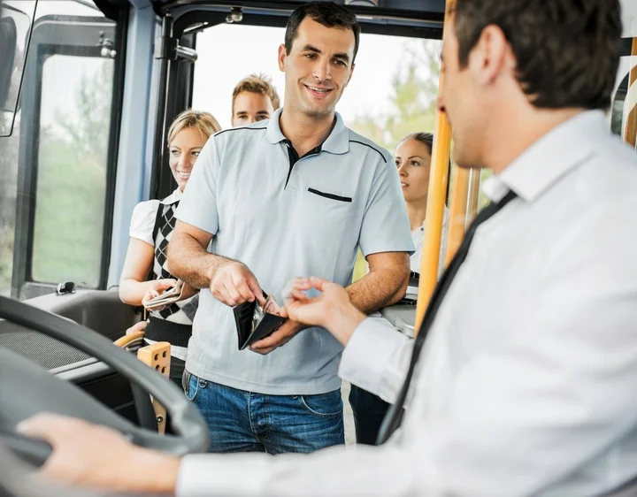 Codzienne kursy busów z Niemiec do Polski Codzienne kursy busów z Niemiec do Polski